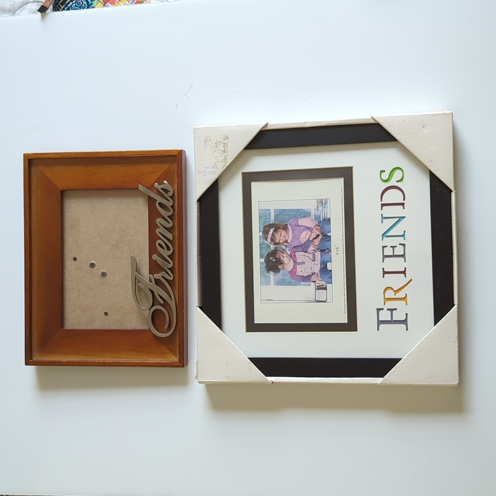 Friends Frames Photos Pictures Walnut 4x6 Black White St Nicholas Square 4x6